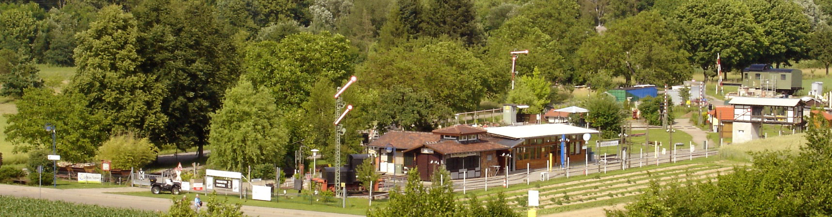 Blick über unser Vereinsgelände Blick auf die Anlage